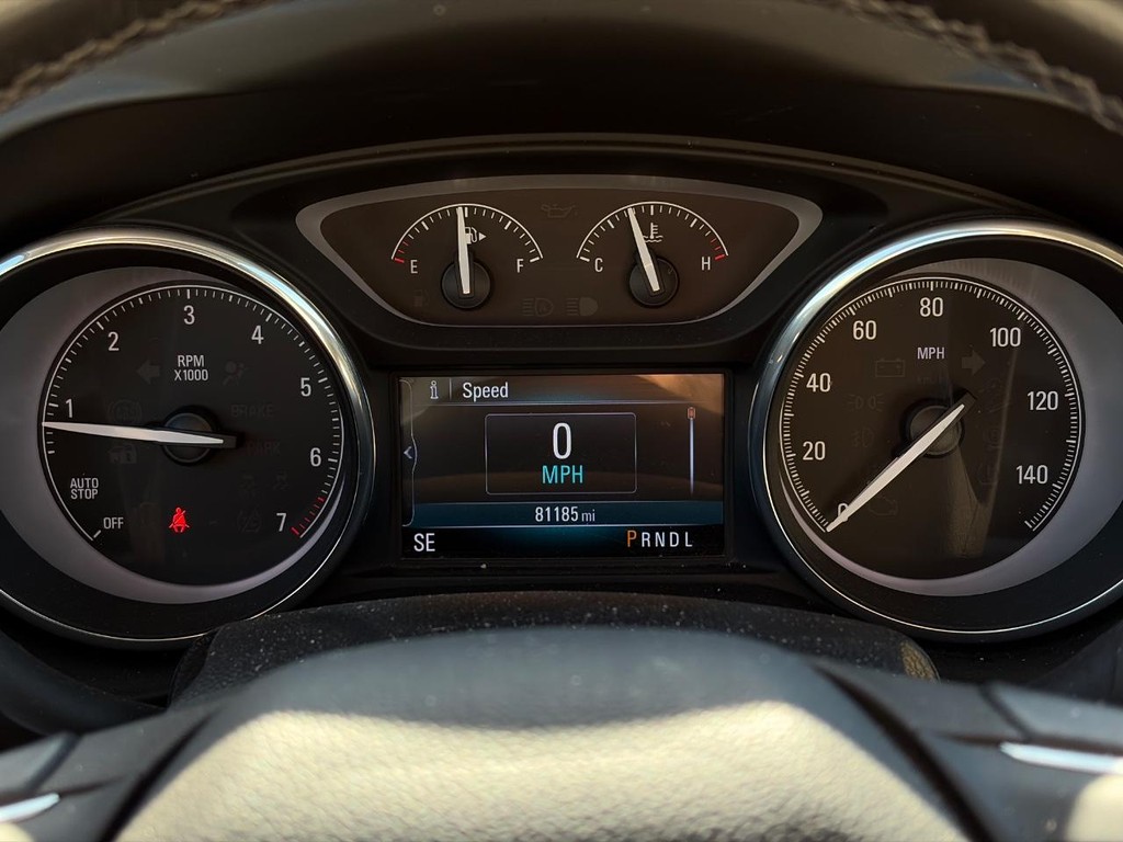 Buick Envision Vehicle Full-screen Gallery Image 06