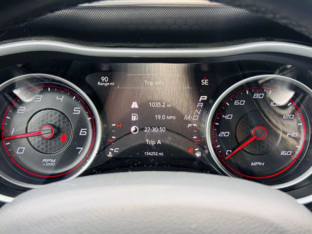 Dodge Charger Vehicle Full-screen Gallery Image 17