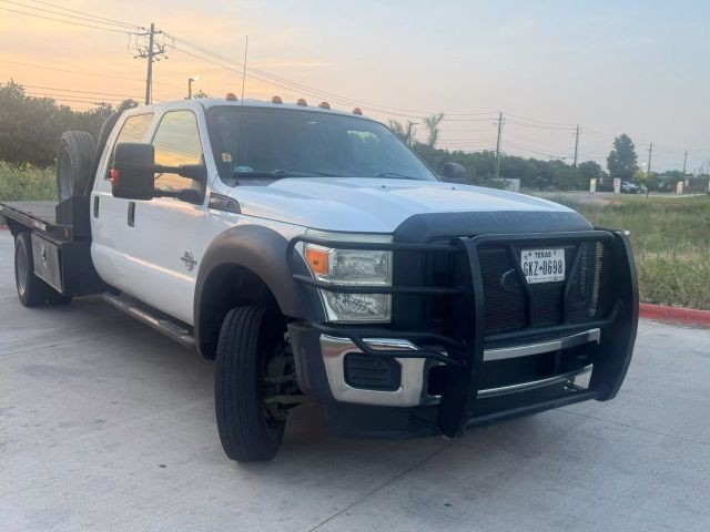 Ford Super Duty F-550 DRW Vehicle Full-screen Gallery Image 03