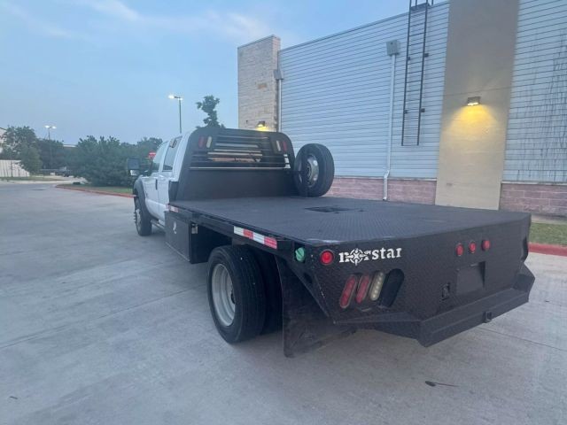 Ford Super Duty F-550 DRW Vehicle Full-screen Gallery Image 09