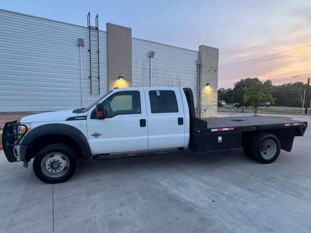 Ford Super Duty F-550 DRW Vehicle Full-screen Gallery Image 14