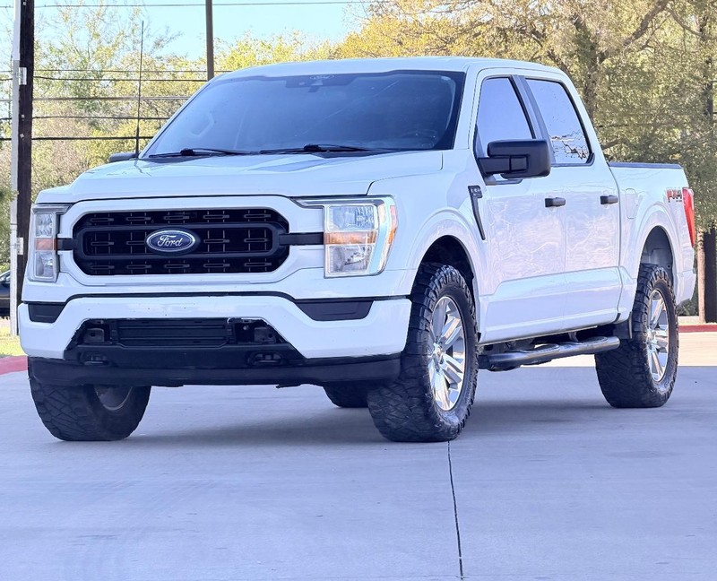 Ford F-150 Vehicle Full-screen Gallery Image 02