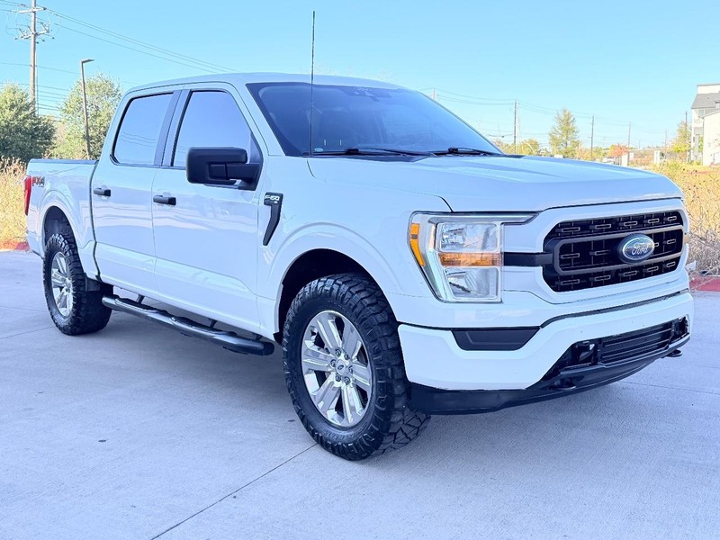 Ford F-150 Vehicle Full-screen Gallery Image 08