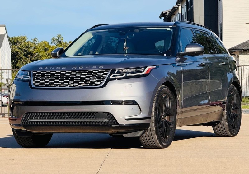 Land Rover Range Rove Vehicle Full-screen Gallery Image 02