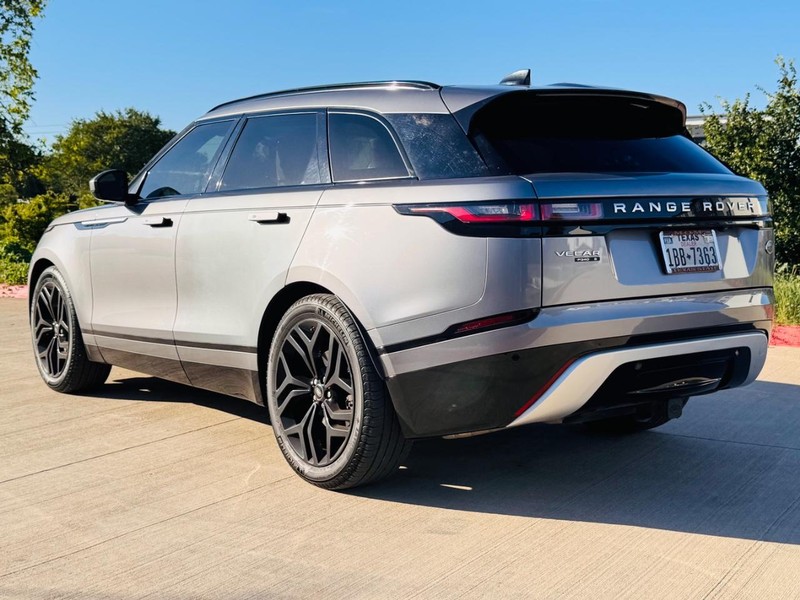 Land Rover Range Rove Vehicle Full-screen Gallery Image 03