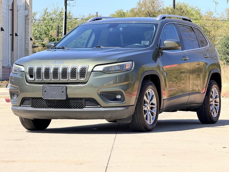 Jeep Cherokee Vehicle Full-screen Gallery Image 02