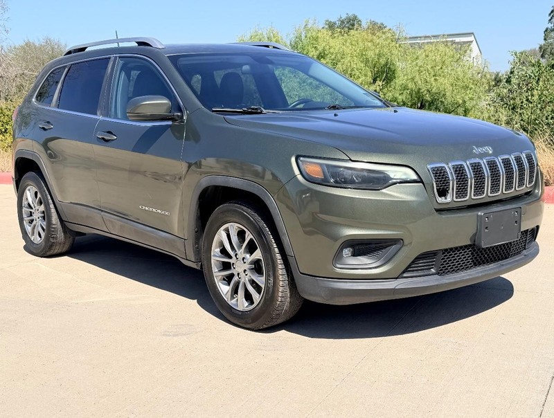 Jeep Cherokee Vehicle Full-screen Gallery Image 08