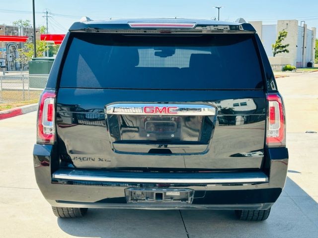 GMC Yukon XL Vehicle Full-screen Gallery Image 05