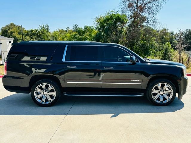 GMC Yukon XL Vehicle Full-screen Gallery Image 07