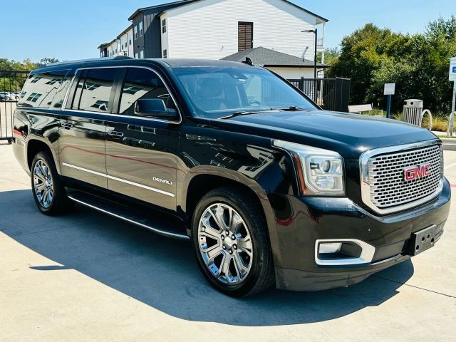 GMC Yukon XL Vehicle Full-screen Gallery Image 08