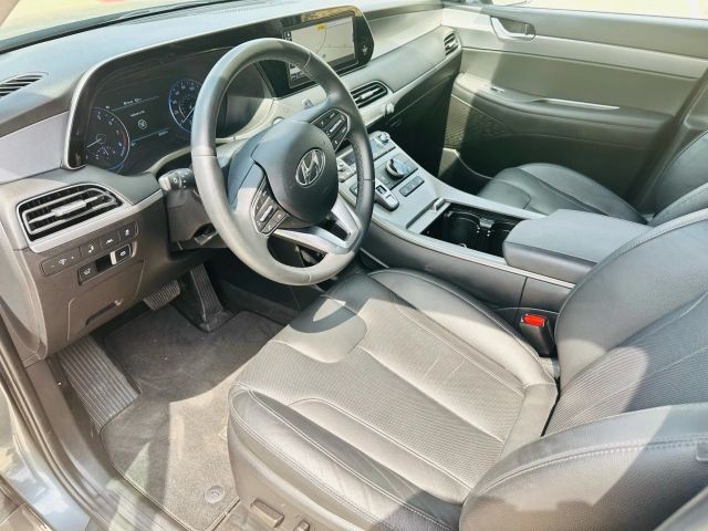 Hyundai Palisade Vehicle Full-screen Gallery Image 11