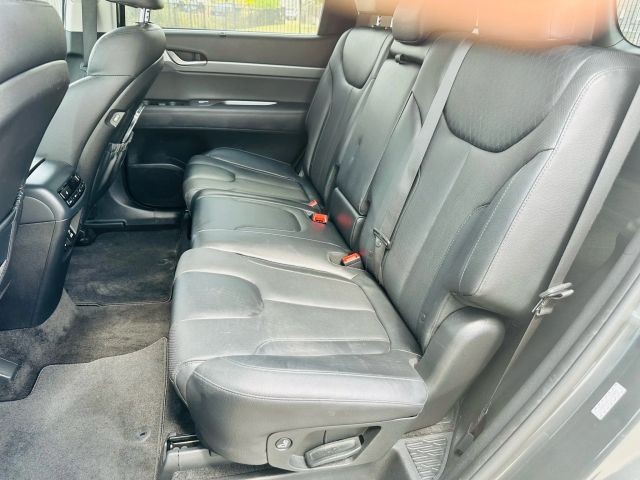 Hyundai Palisade Vehicle Full-screen Gallery Image 19