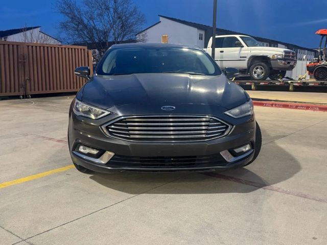 Ford Fusion Vehicle Full-screen Gallery Image 04