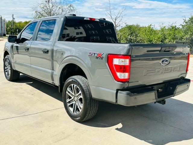 Ford F-150 Vehicle Full-screen Gallery Image 04