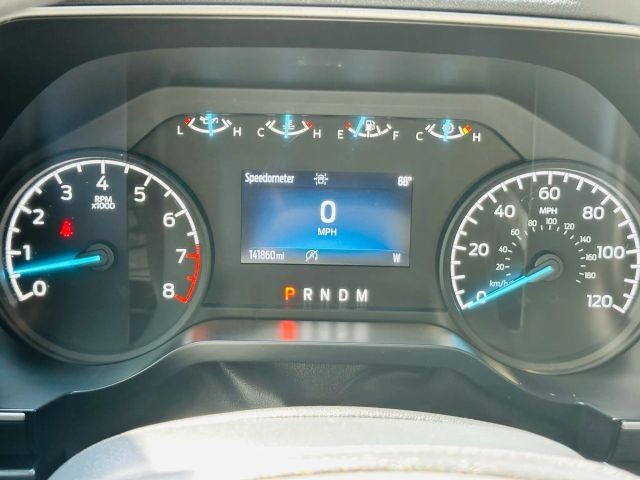 Ford F-150 Vehicle Full-screen Gallery Image 13