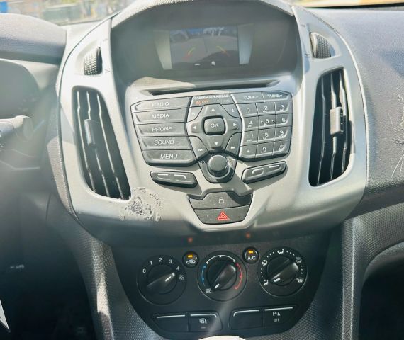 Ford Transit Connect Van Vehicle Full-screen Gallery Image 14