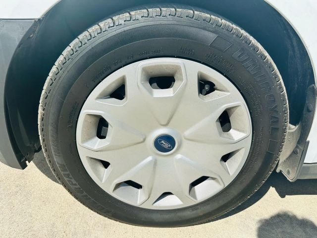 Ford Transit Connect Van Vehicle Full-screen Gallery Image 18