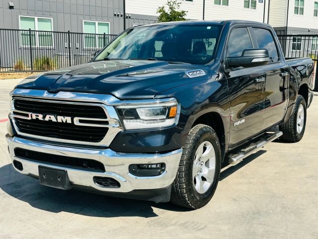 Ram 1500 Vehicle Full-screen Gallery Image 02