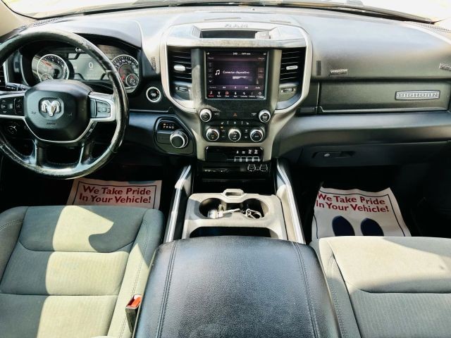 Ram 1500 Vehicle Full-screen Gallery Image 19