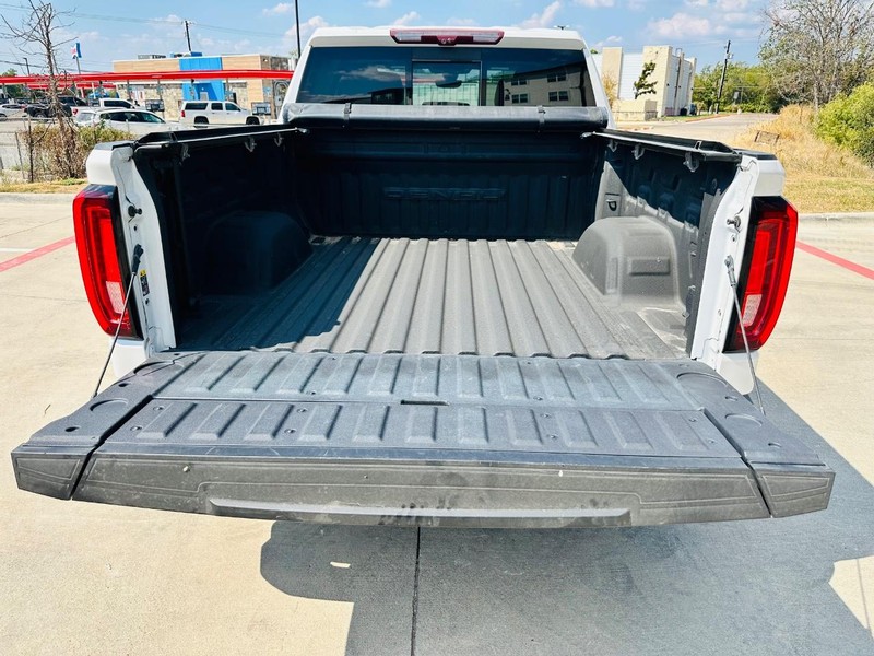 GMC Sierra 1500 Vehicle Full-screen Gallery Image 22