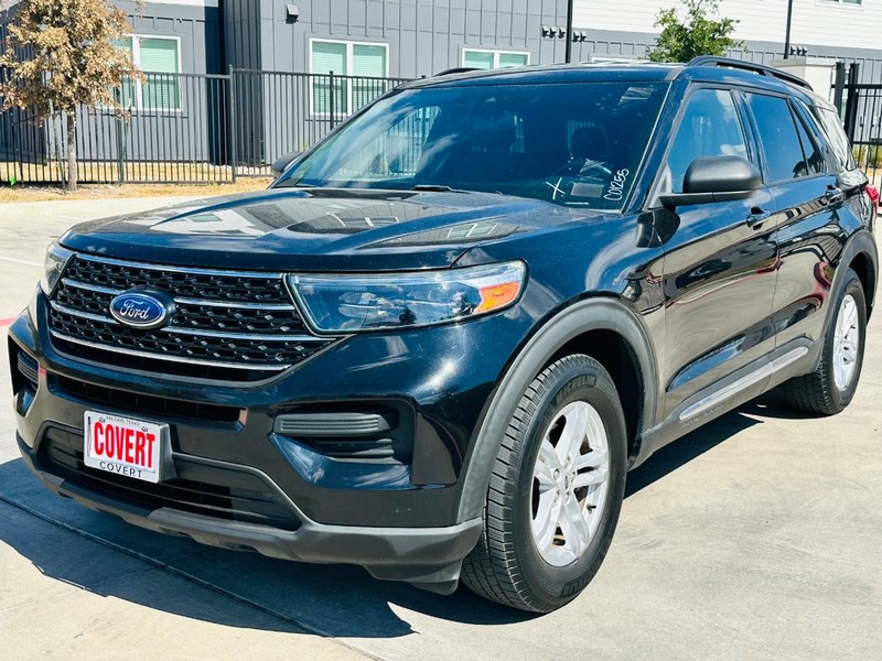 Ford Explorer Vehicle Full-screen Gallery Image 02