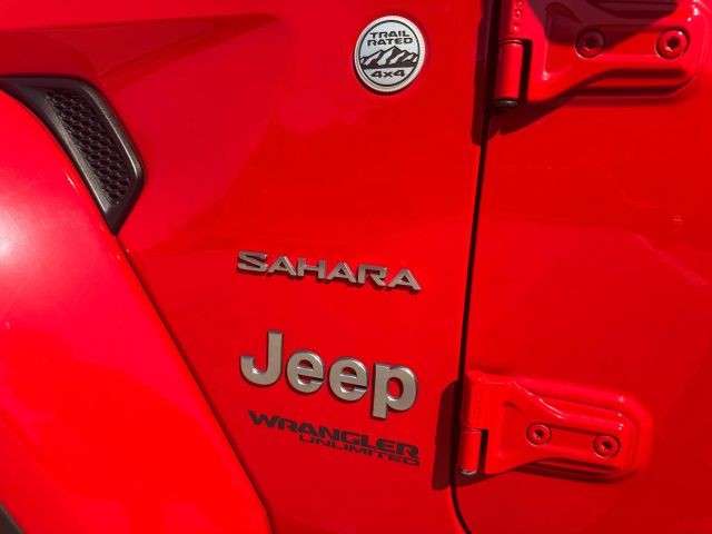 Jeep Wrangler Vehicle Full-screen Gallery Image 22