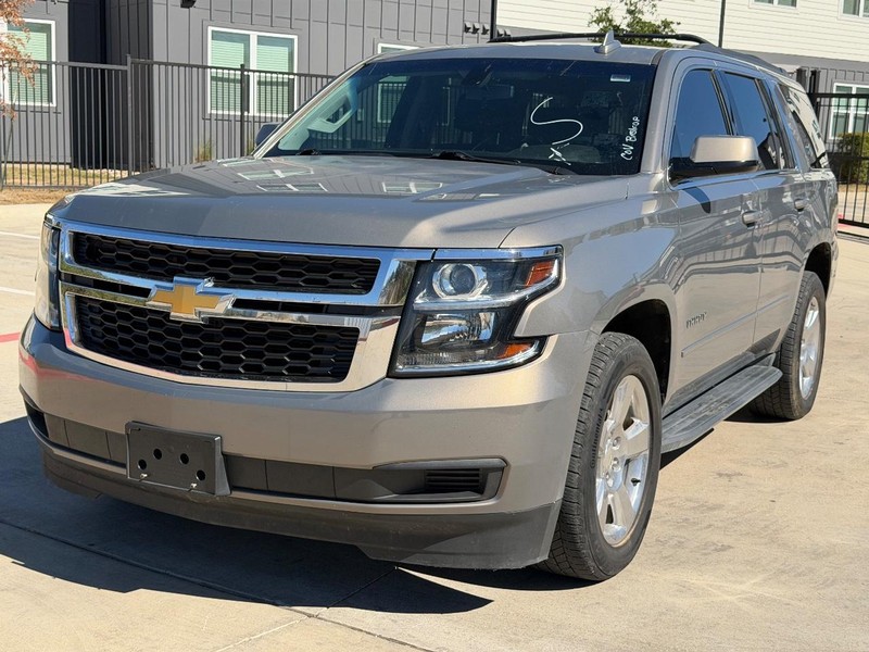 Chevrolet Tahoe Vehicle Full-screen Gallery Image 02