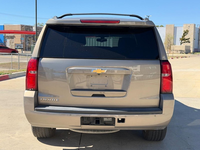 Chevrolet Tahoe Vehicle Full-screen Gallery Image 05