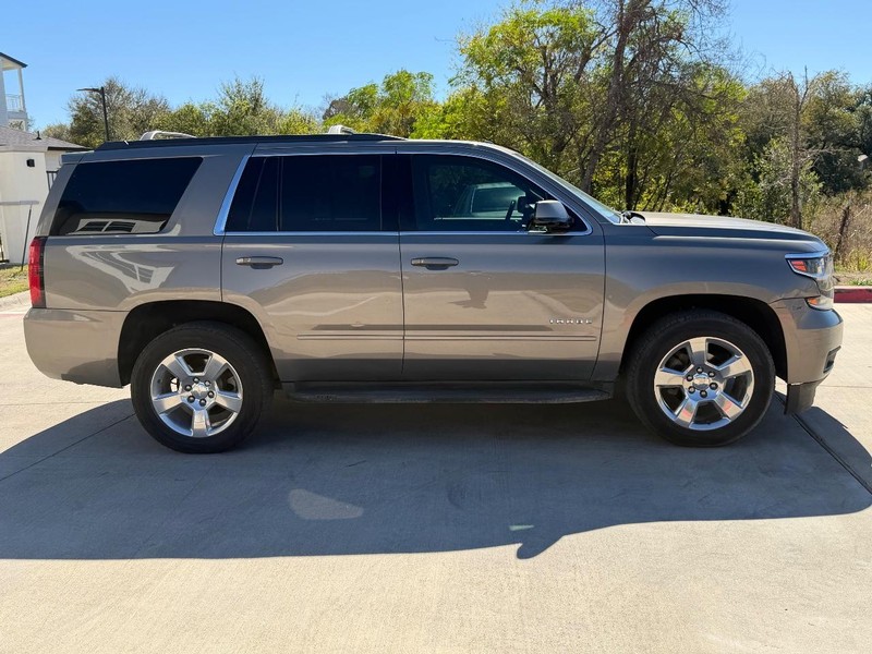 Chevrolet Tahoe Vehicle Full-screen Gallery Image 07