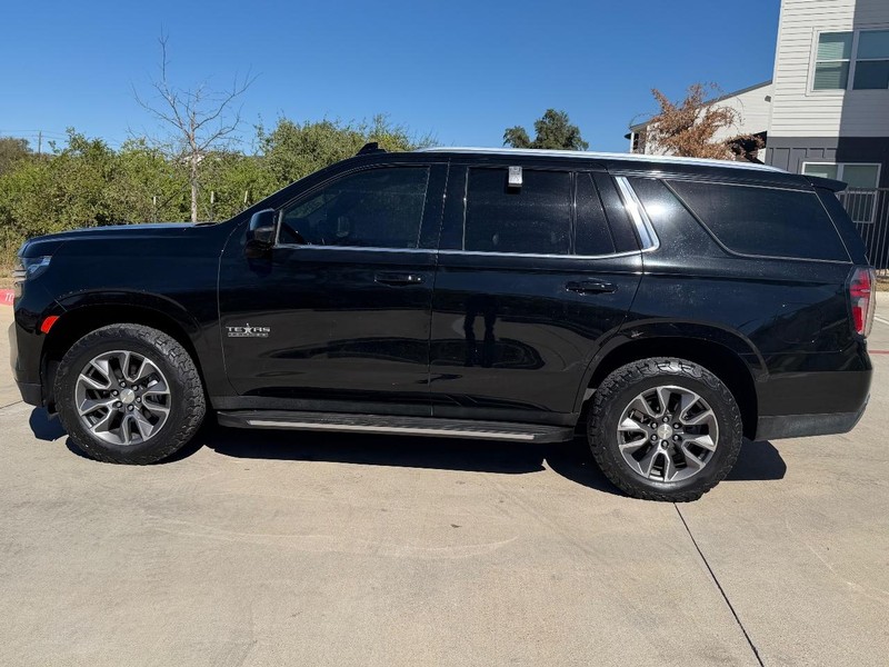 Chevrolet Tahoe Vehicle Full-screen Gallery Image 03