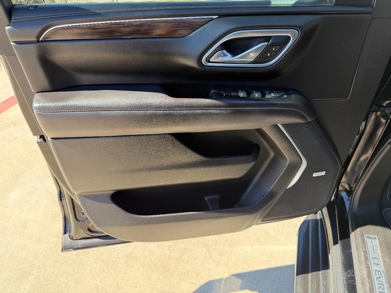 Chevrolet Tahoe Vehicle Full-screen Gallery Image 10