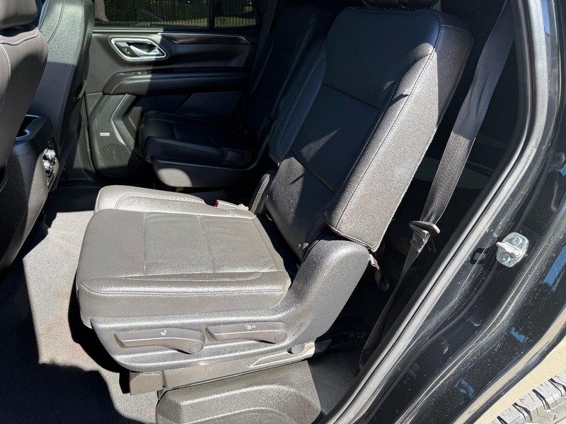 Chevrolet Tahoe Vehicle Full-screen Gallery Image 17