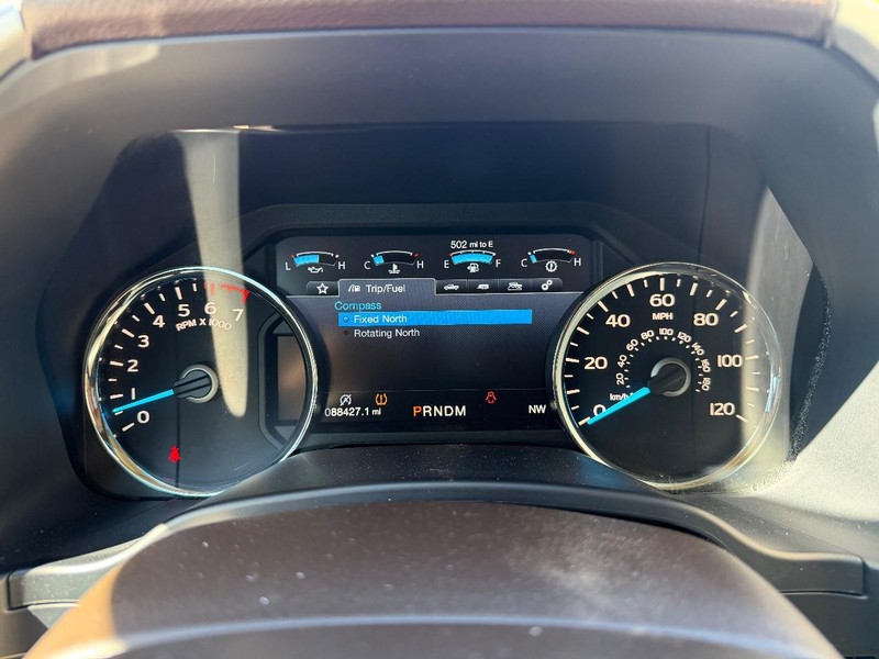 Ford F-150 Vehicle Full-screen Gallery Image 13