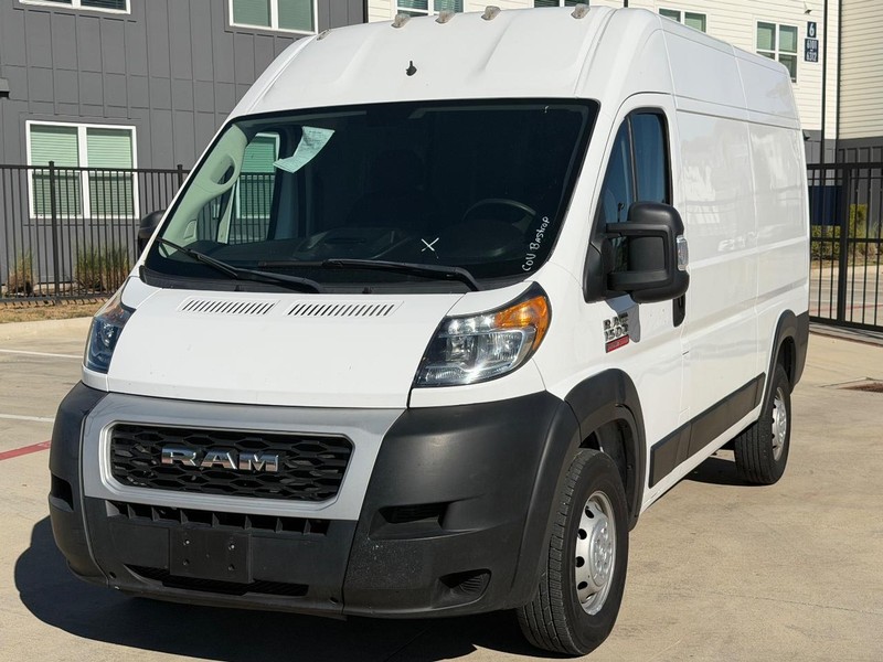 Ram ProMaster Cargo Van Vehicle Full-screen Gallery Image 02