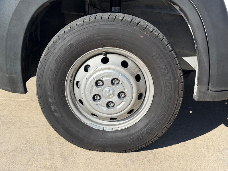 Ram ProMaster Cargo Van Vehicle Full-screen Gallery Image 20