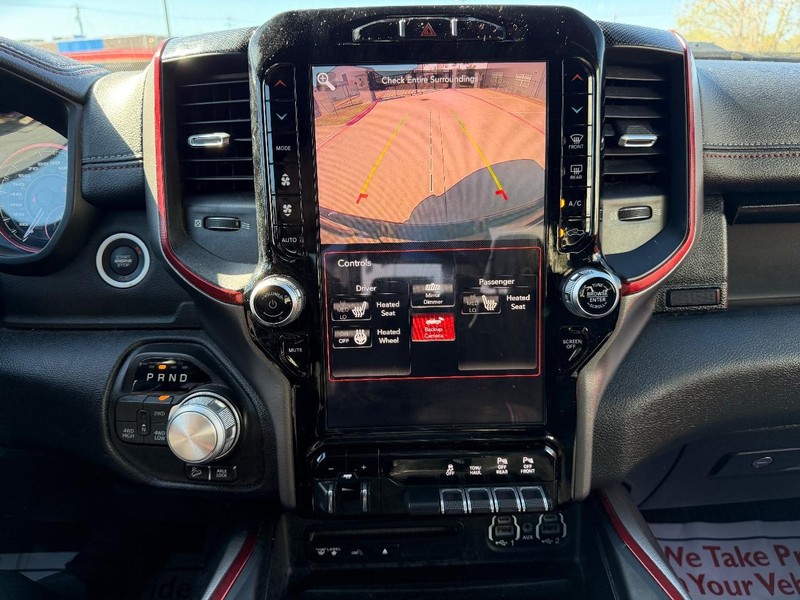 Ram 1500 Vehicle Full-screen Gallery Image 14