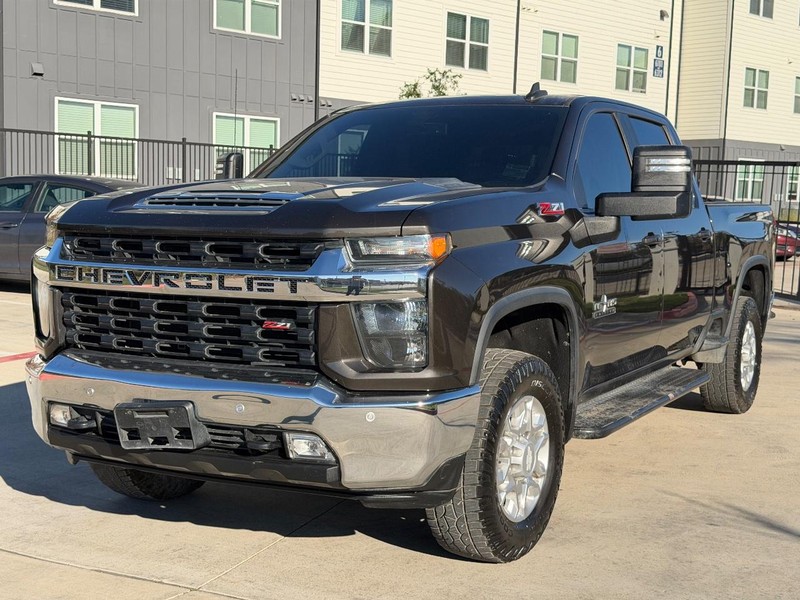 2020 Chevrolet Silverado 2500HD LT photo 2