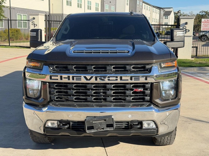 Chevrolet Silverado 2500HD Vehicle Full-screen Gallery Image 09