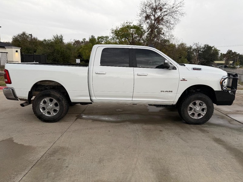 Ram 2500 Vehicle Full-screen Gallery Image 07