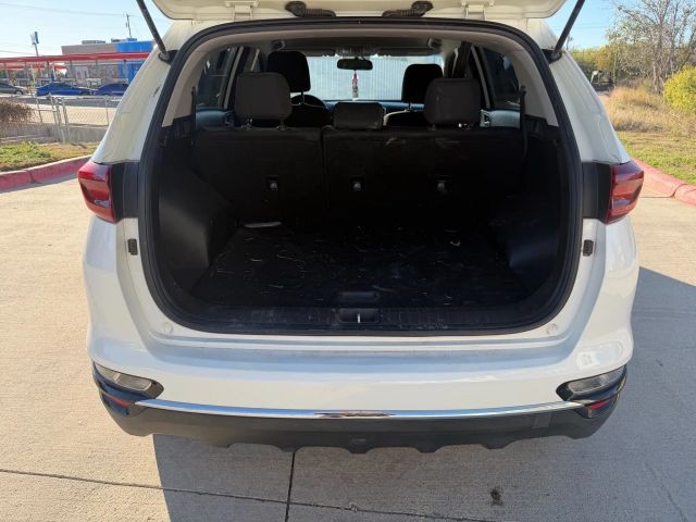 Kia Sportage Vehicle Full-screen Gallery Image 20