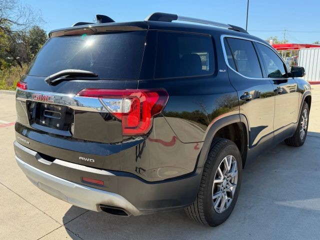 GMC Acadia Vehicle Full-screen Gallery Image 06