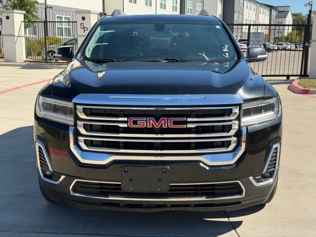 GMC Acadia Vehicle Full-screen Gallery Image 09