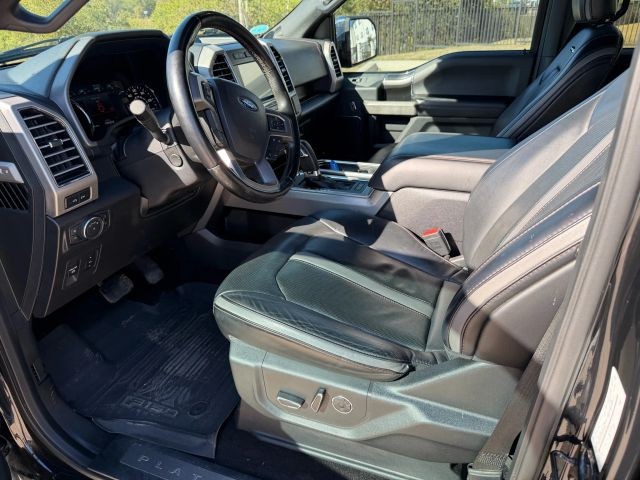 Ford F-150 Vehicle Full-screen Gallery Image 11