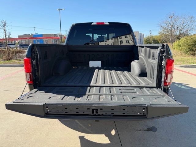 Ford F-150 Vehicle Full-screen Gallery Image 21