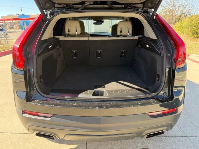 Cadillac XT4 Vehicle Full-screen Gallery Image 20