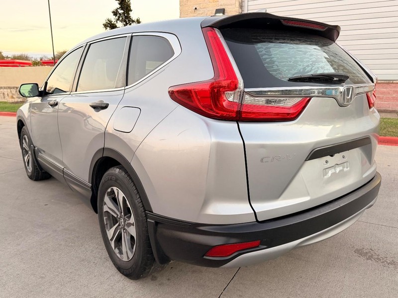 Honda CR-V Vehicle Full-screen Gallery Image 04