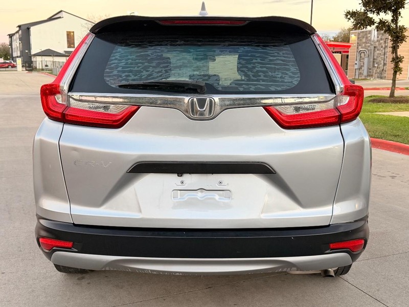 Honda CR-V Vehicle Full-screen Gallery Image 05