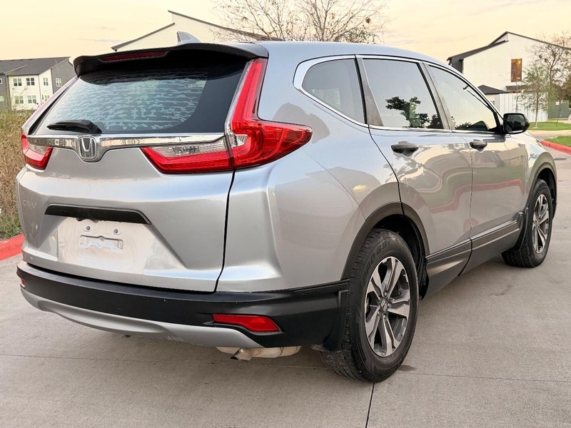 Honda CR-V Vehicle Full-screen Gallery Image 06