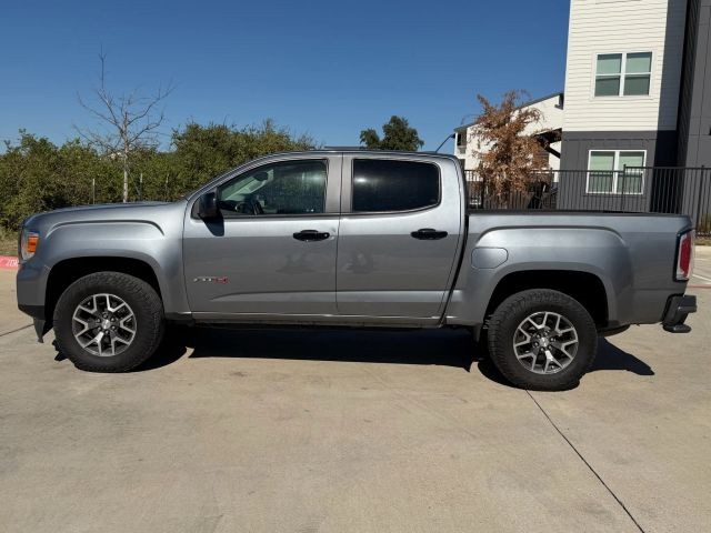 GMC Canyon Vehicle Full-screen Gallery Image 03