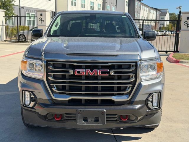 GMC Canyon Vehicle Full-screen Gallery Image 09